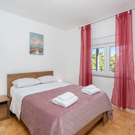 Lucija Starigrad Paklenica