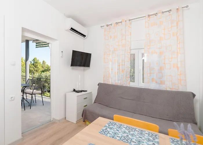 Apartment Lucija Starigrad Paklenica